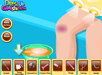 Barbie Operatie la Genunchi