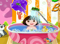 Dora face Baie