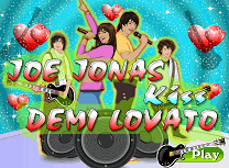 Saruturi cu Demi Lovato si Joe Jonas