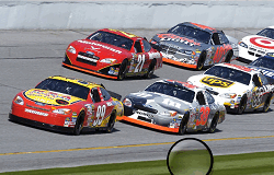 Nascar Litere Ascunse