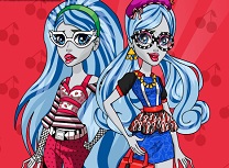Ghoulia Yelps de la Tocilara la Chic